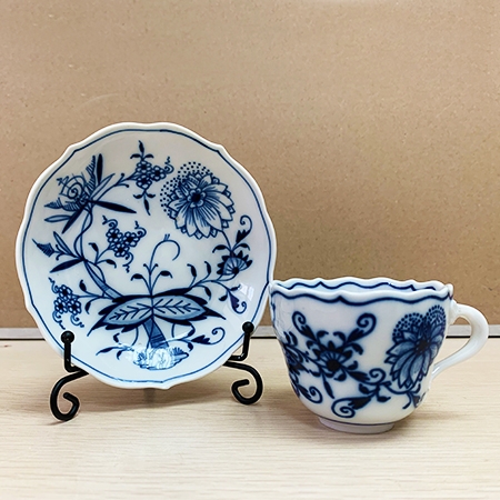 德国梅森手绘青花唐草咖啡杯、碟