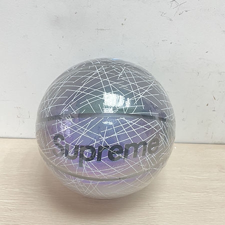 Supreme潮流篮球