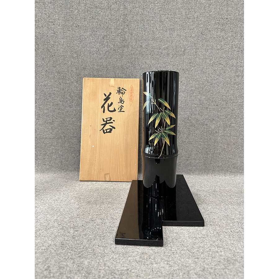 日本輪岛涂花器(H:25.5cm)